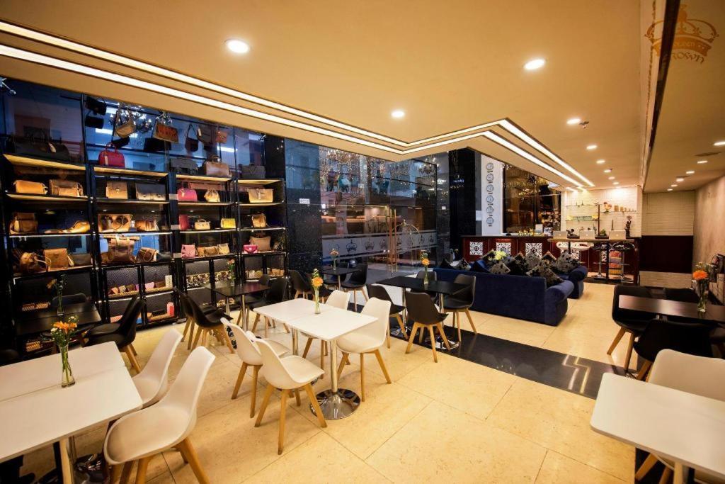 Golden Crown Hotel Saigon Ho Chi Minh City Bagian luar foto