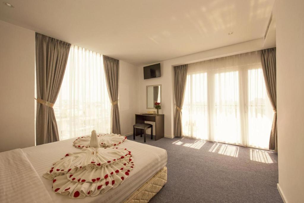 Golden Crown Hotel Saigon Ho Chi Minh City Bagian luar foto