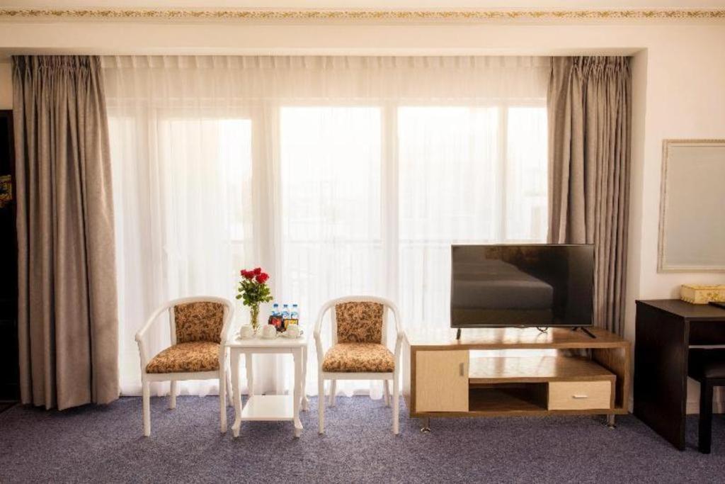 Golden Crown Hotel Saigon Ho Chi Minh City Bagian luar foto