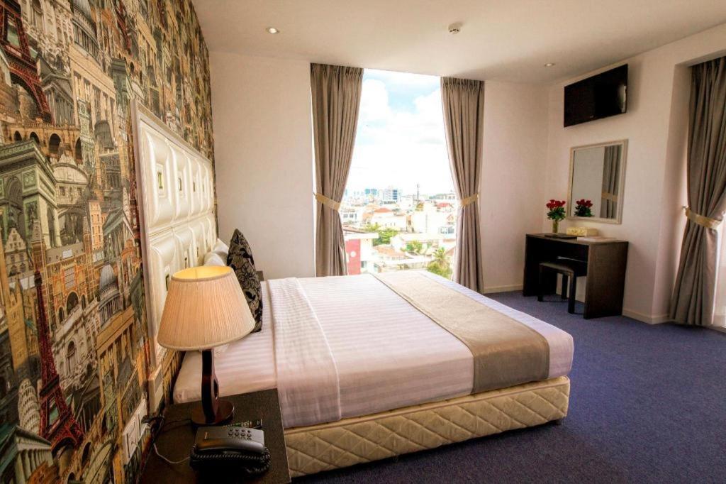 Golden Crown Hotel Saigon Ho Chi Minh City Bagian luar foto